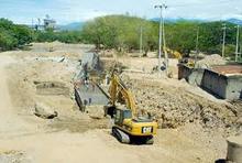 Gobernador gestionó recursos para continuar canalización de Las Ceibas