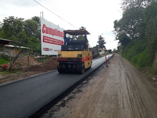 Gobernación del Huila avanza en pavimentación de 63 kilómetros de vías