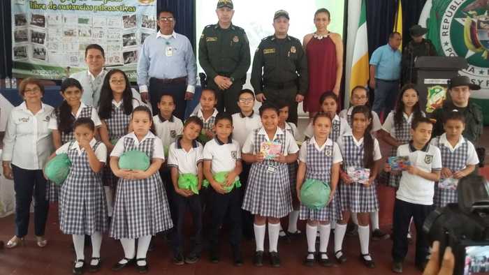 Secretaría de Educación del Huila acompañó clausura de programa de prevención de drogas en Campoalegre